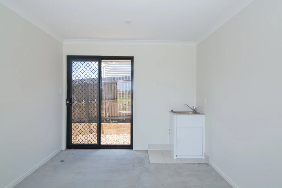 Additional image 10 of 2/98 Jacaranda Drive, Yamanto QLD 4305