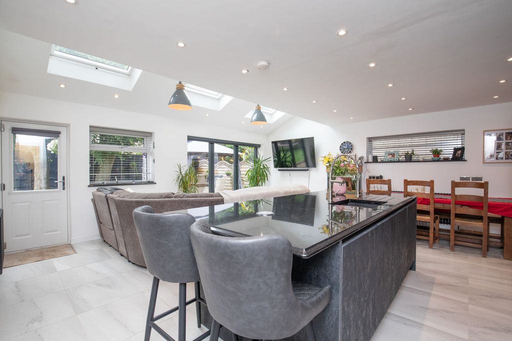 Additional image 2 of 4 bed detached house for saleThe Retreat, Bridgend, Bridgend County CF31
