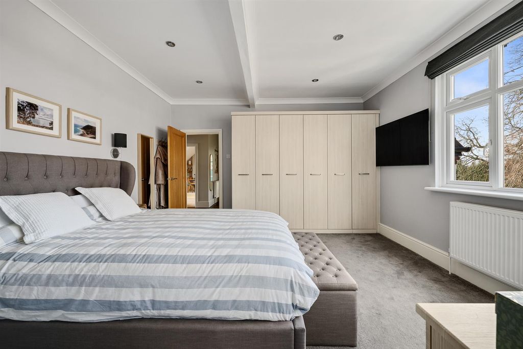 Additional image 12 of 3 bed flat for saleHomefield Road, Bromley BR1