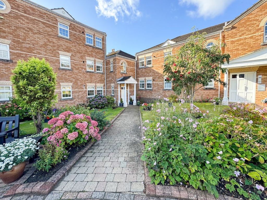 Additional image 3 of 1 bed flat for saleSandringham Court, Woodland Glade, Bradley, Huddersfield HD2
