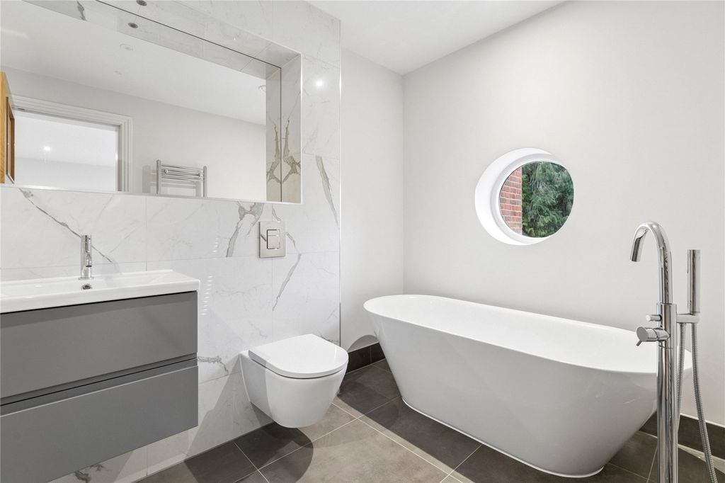 Additional image 21 of 5 bed detached house for saleThe Old Nursery, Hedsor Road, Bourne End, Buckinghamshire SL8