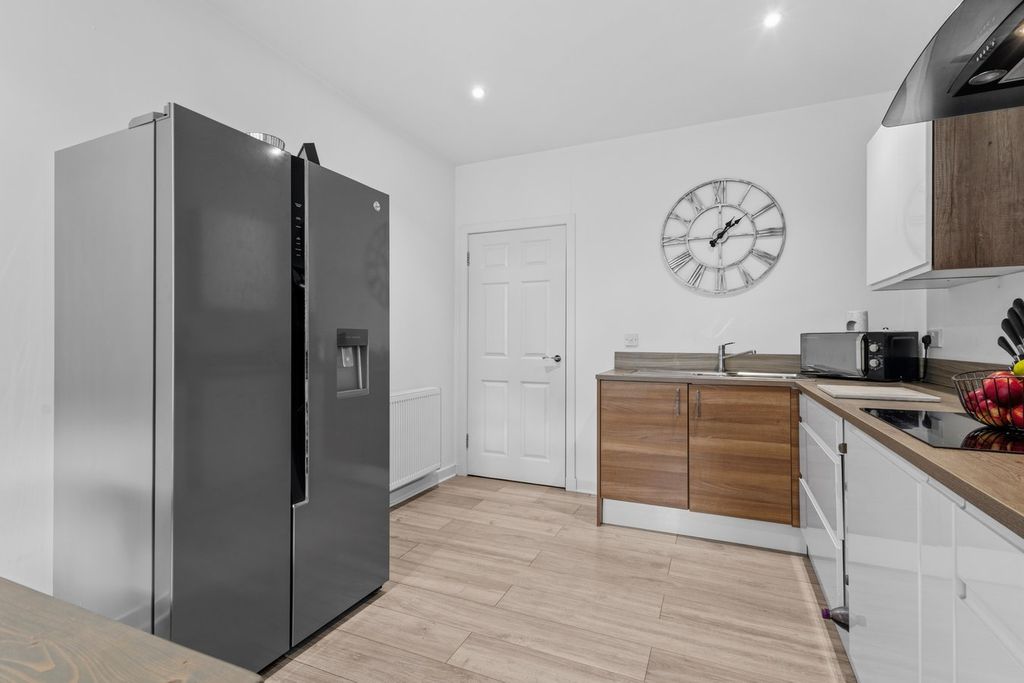 Additional image 5 of 3 bed flat for saleBridge Street, Galston KA4