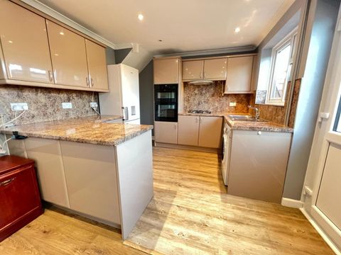 Edenham Crescent, Reading RG1
