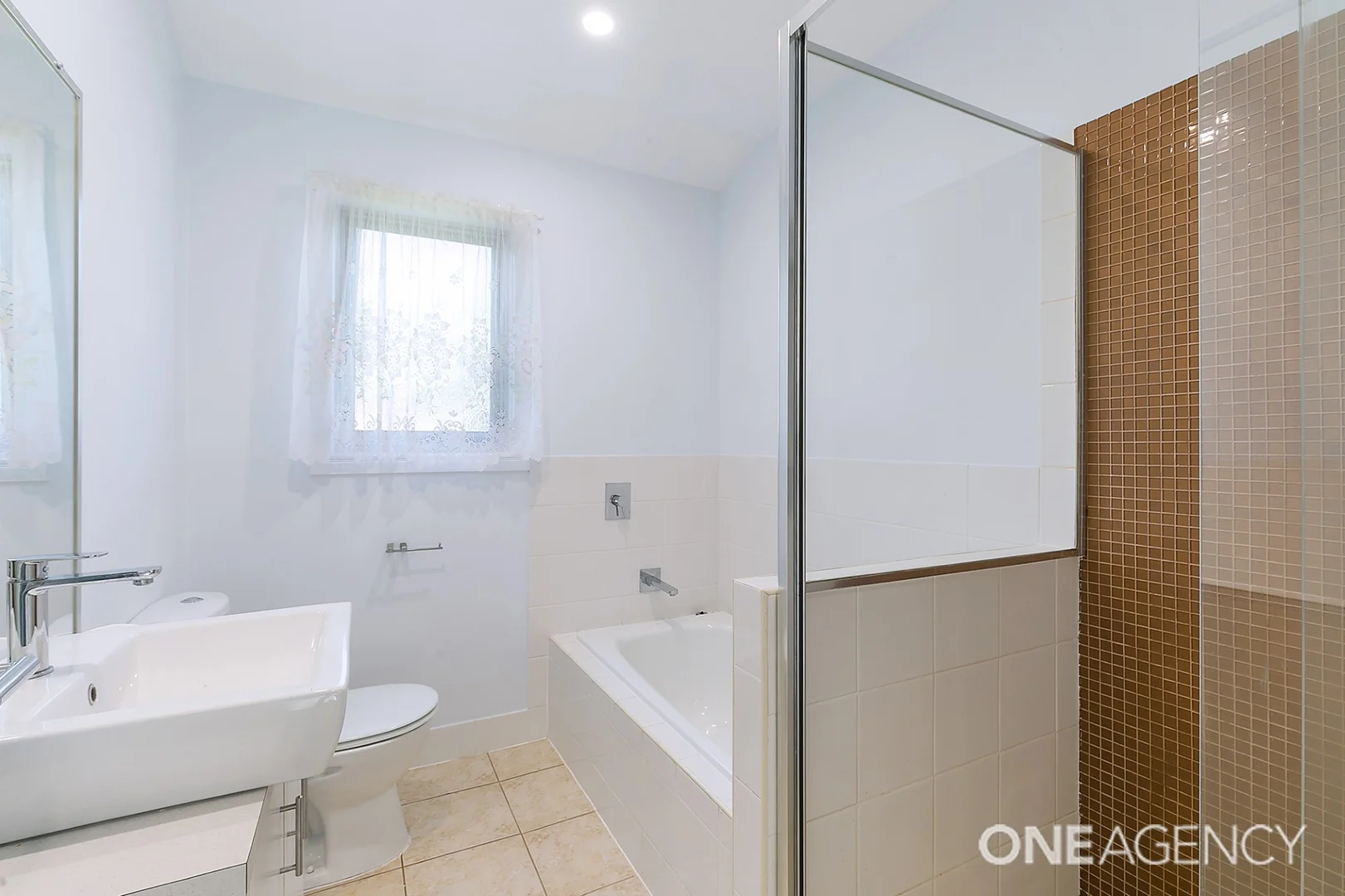 Additional image 9 of 5/13-17 Caroline Street, Woody Point QLD 4019