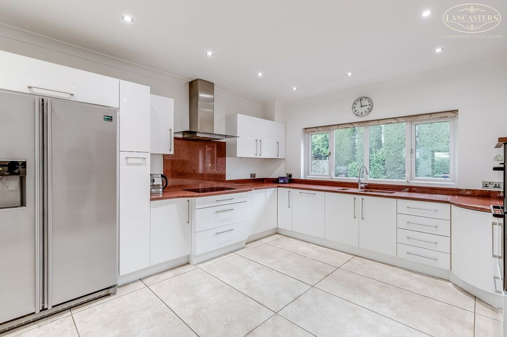 Additional image 7 of 5 bed detached house for salePrincess Road, Lostock, Bolton BL6