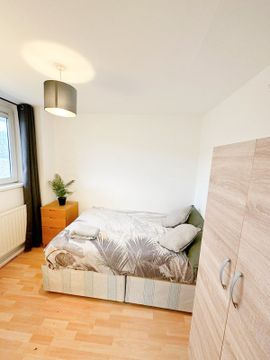 Hanbury Street, London E1, Room to rent
