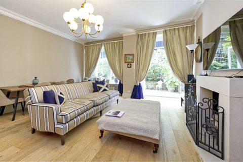 Basil Street, Knightsbridge SW3