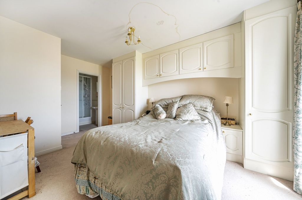 Additional image 9 of 2 bed flat for saleThompson Road, Bognor Regis PO22