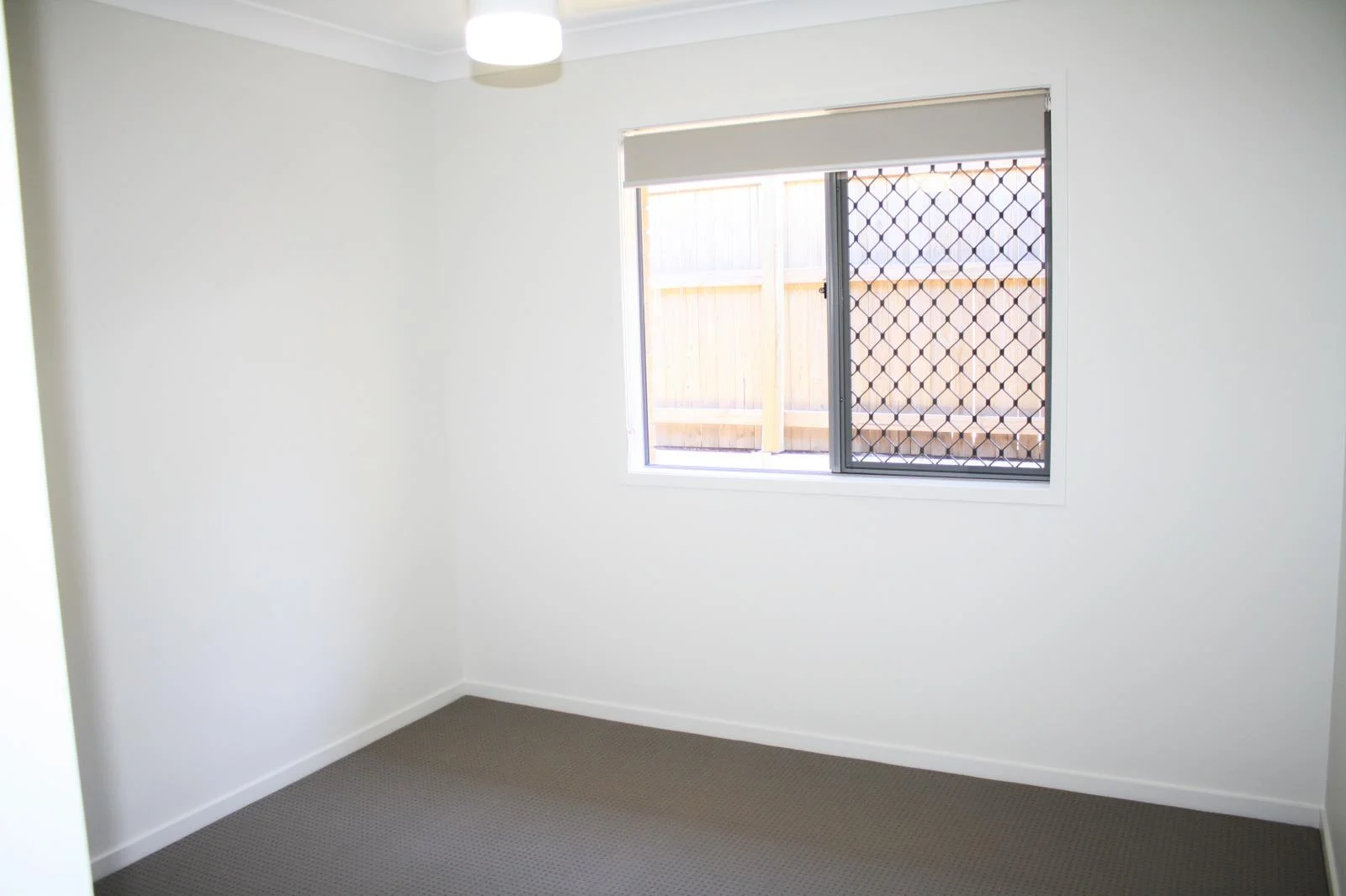 Additional image 4 of 33 Hardwood Street, Spring Mountain QLD 4300
