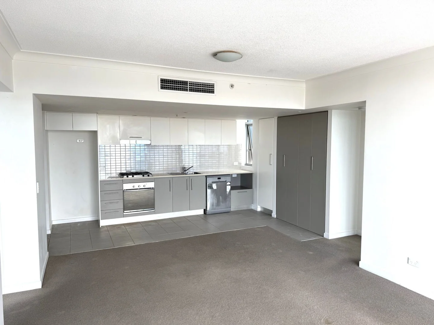 Additional image 4 of 1131/56 Scarborough St, Southport QLD 4215