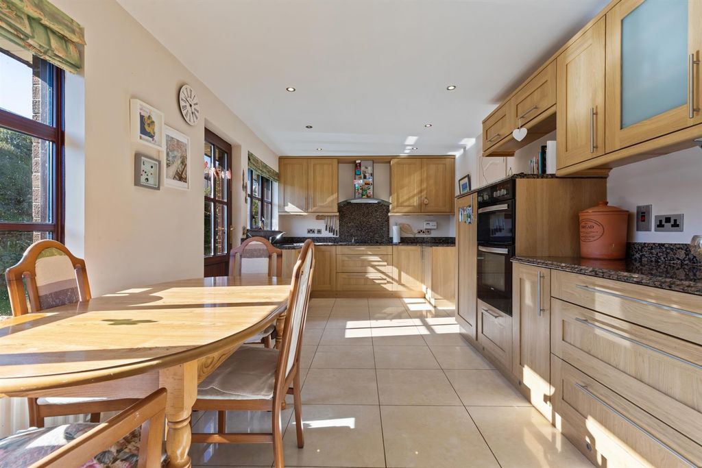 Additional image 9 of 4 bed detached house for sale16 Rowallane Dale, Saintfield BT24