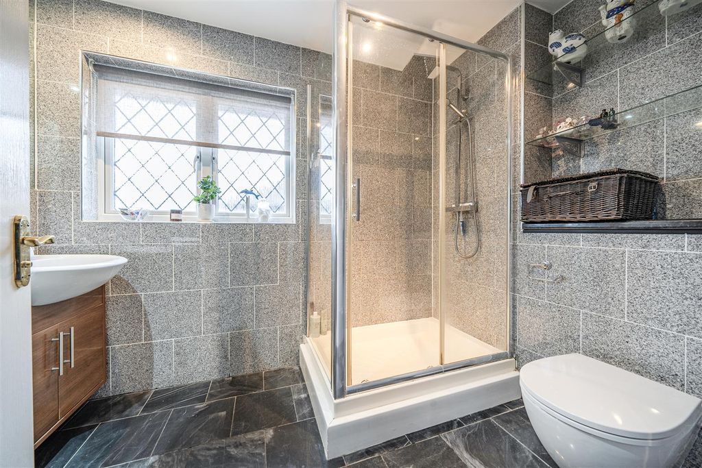 Additional image 22 of 5 bed detached house for saleNewmans Close, Broadstairs CT10