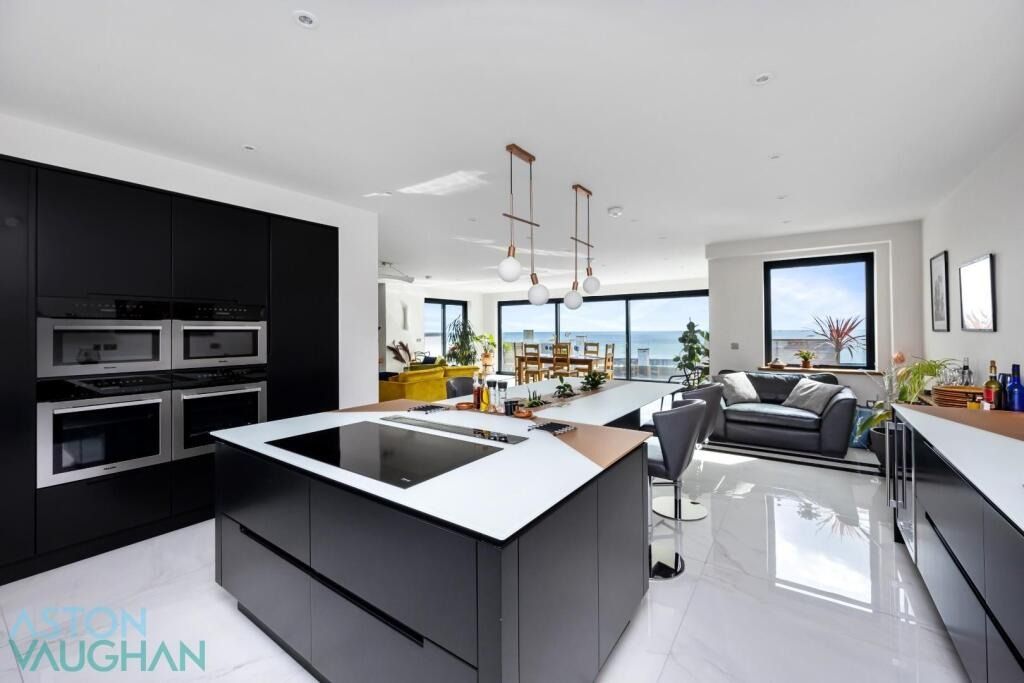 Additional image 2 of 6 bed detached house for saleRoedean Road, Brighton BN2
