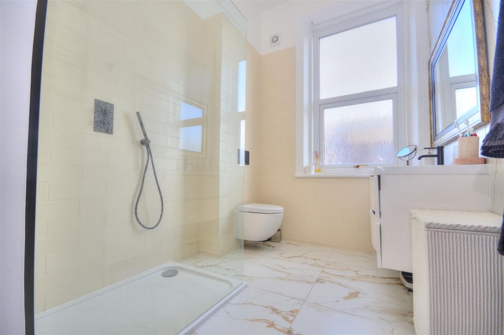 Additional image 20 of 8 bed semi-detached house for saleMerrilocks Road, Blundellsands L23