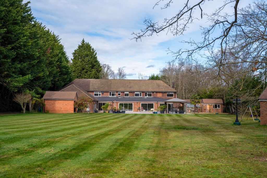 Additional image 20 of 8 bed detached house for saleForest Road, Bracknell RG42