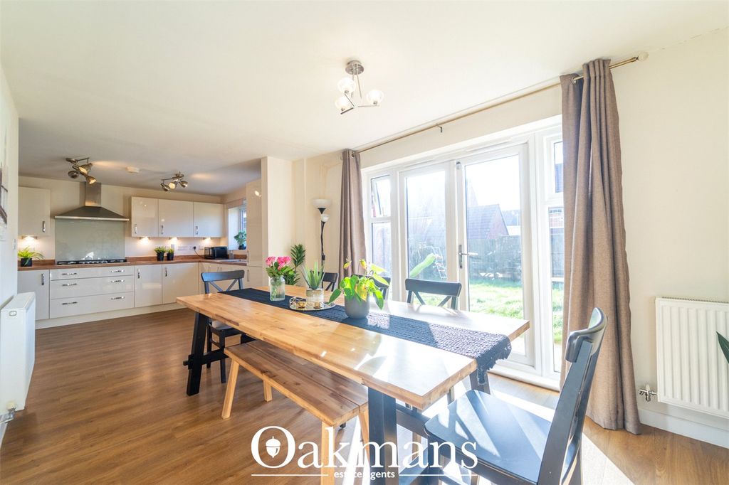 Additional image 2 of 4 bed detached house for saleSaxifrage Close, Bromsgrove, Worcestershire B61