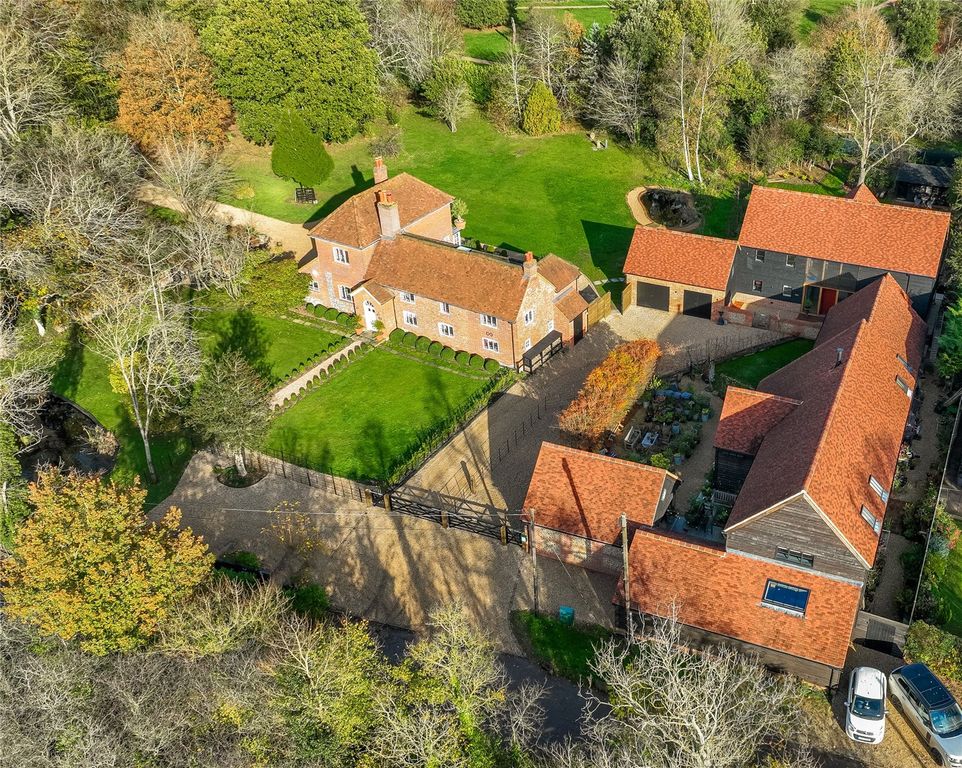14 bed property for saleSnells Lane, Little Chalfont, Buckinghamshire HP7