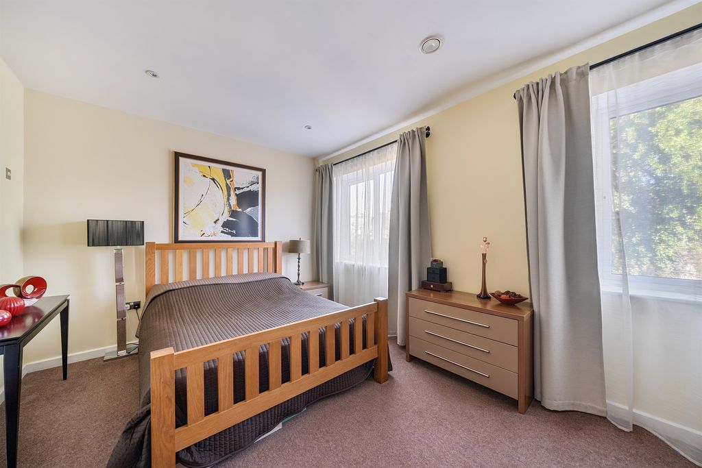 Additional image 7 of 3 bed terraced house for saleReynard Way, Brentford TW8