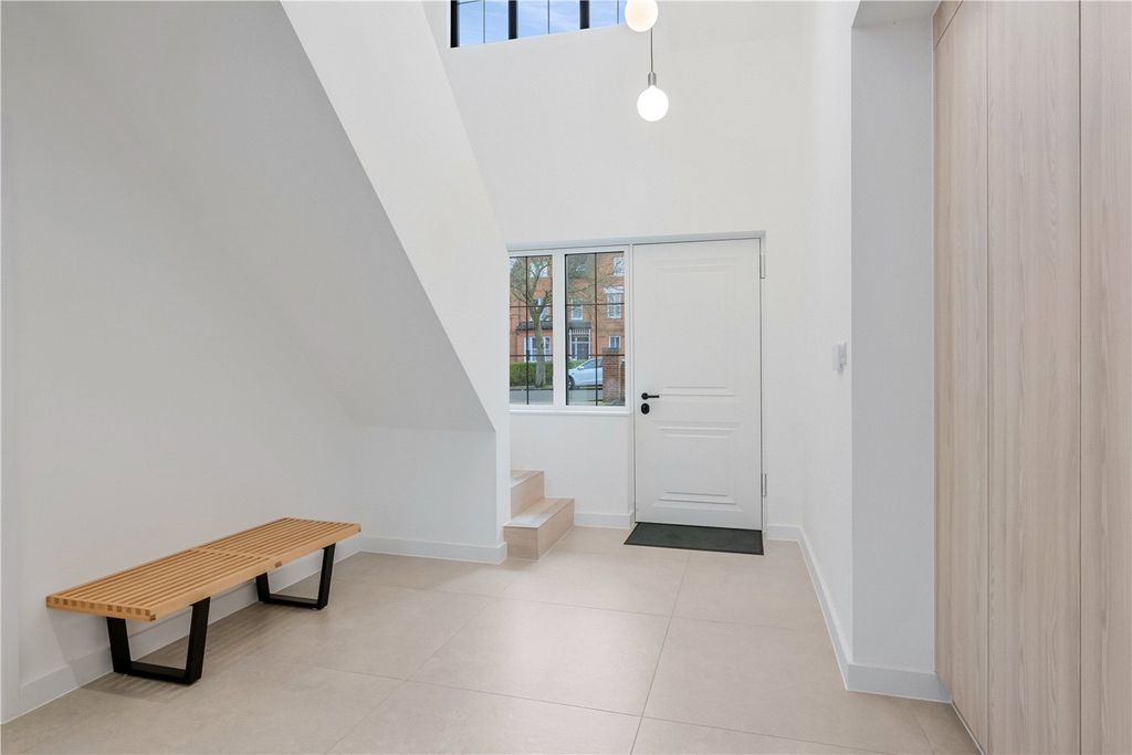 Additional image 5 of 5 bed detached house for saleDurham Avenue, Bromley BR2