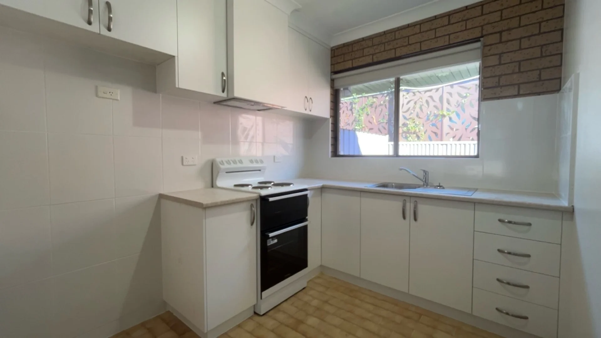 Additional image 2 of 2/70 Rowan Street, Wangaratta VIC 3677