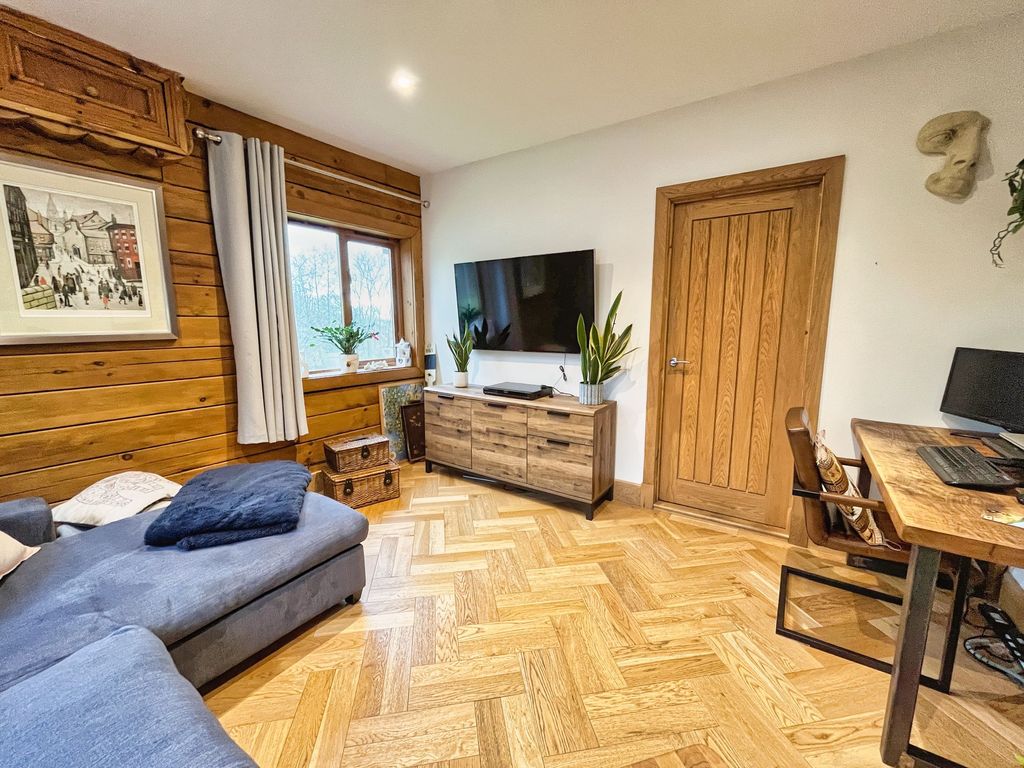 Additional image 9 of 4 bed detached house for saleThistledome, 25 Oakmead Road, Llanharan, Pontyclun CF72