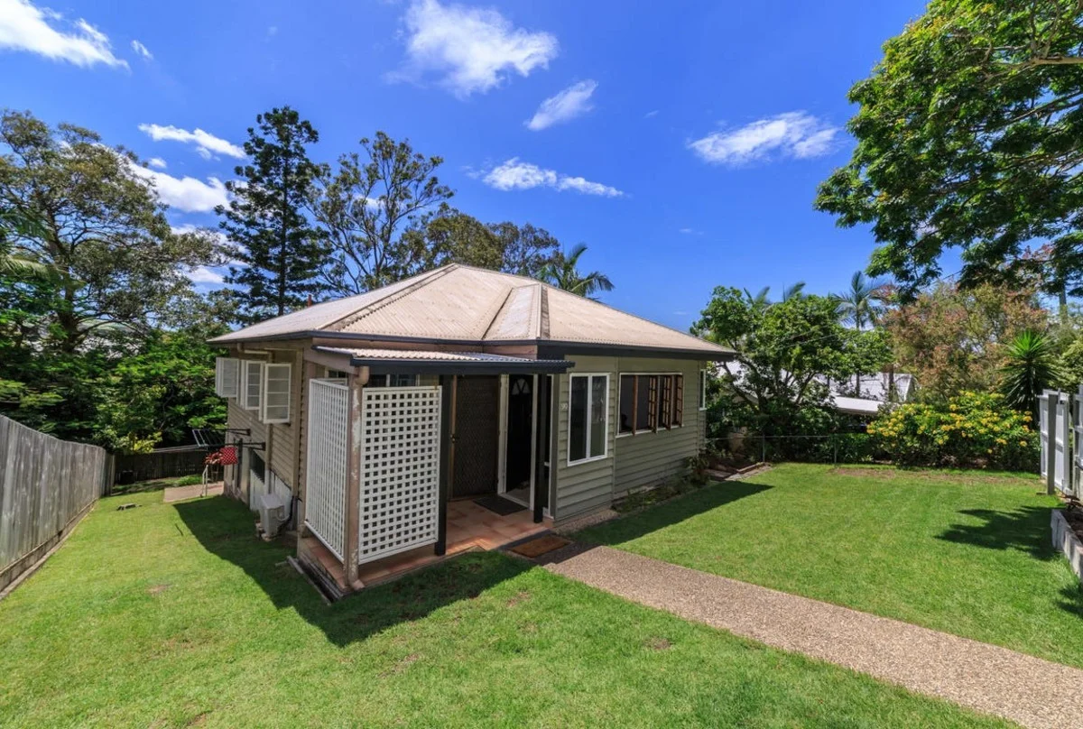 90 Davies Road, Ashgrove QLD 4060 photo 2