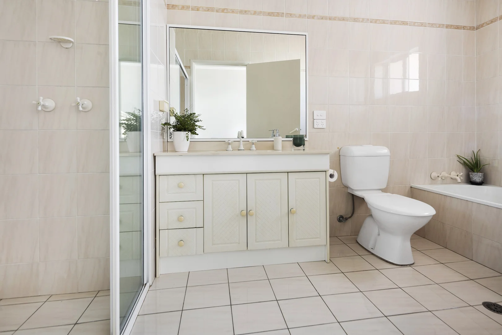 Additional image 17 of 21 Shearwater Place, Korora NSW 2450