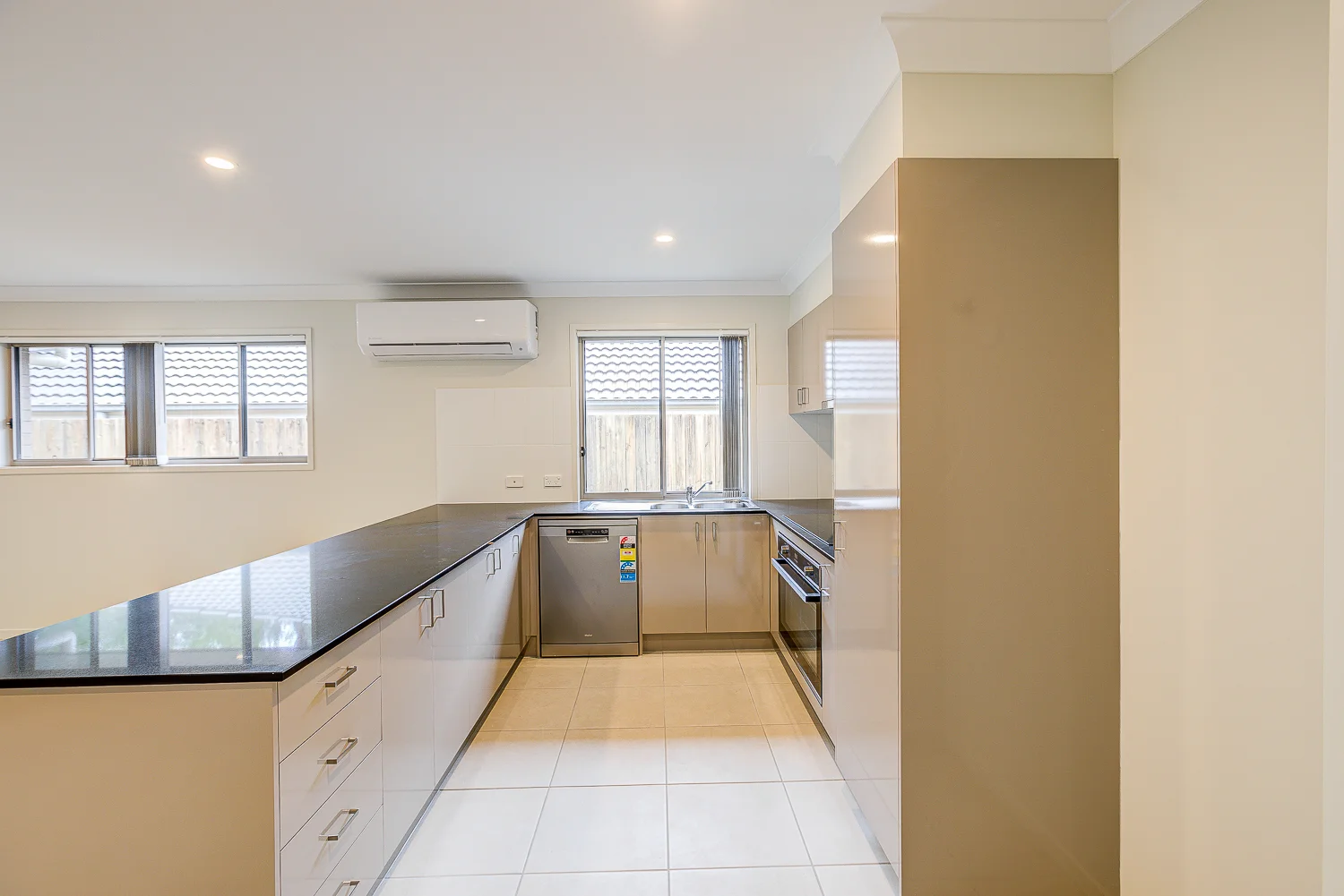 Additional image 3 of 29 Alexis Place, Park Ridge QLD 4125