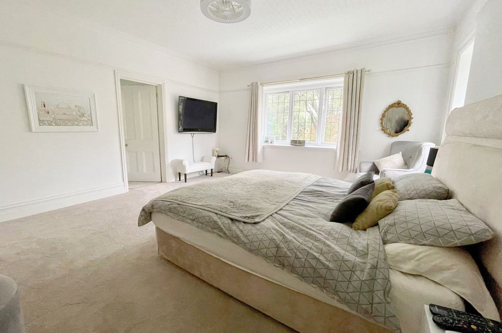 Additional image 16 of 6 bed detached house for saleTalbot Avenue, Talbot Woods, Bournemouth BH3