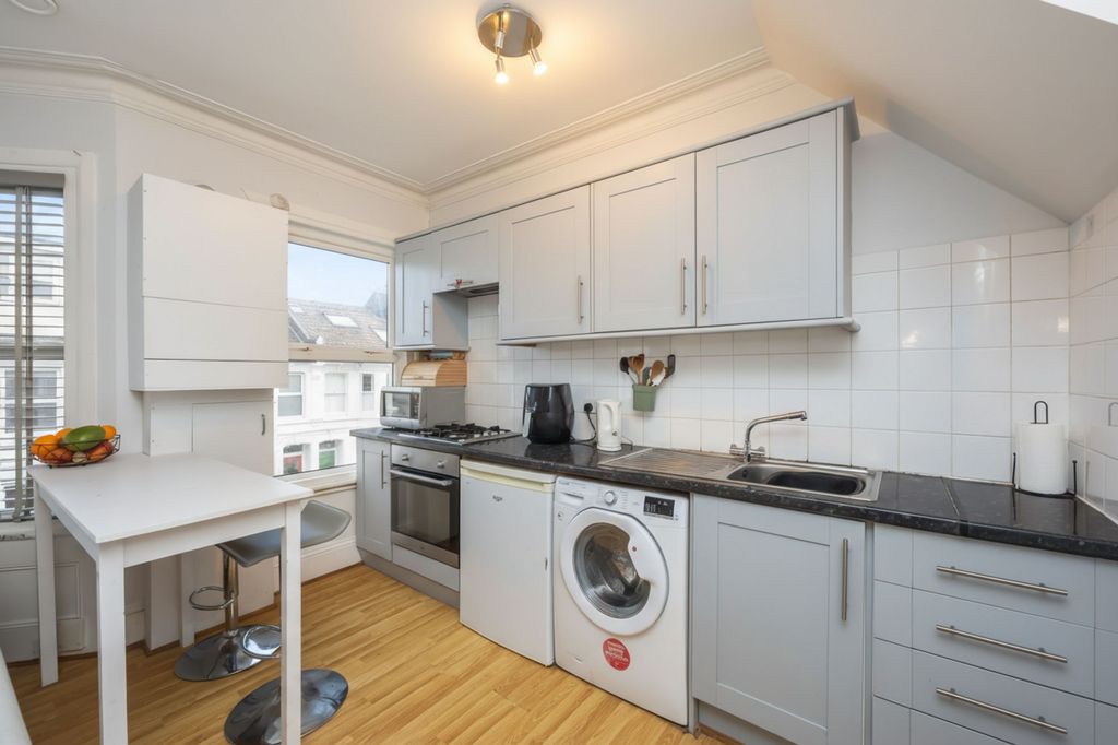 Additional image 3 of 3 bed maisonette for saleCoventry Street, Brighton BN1