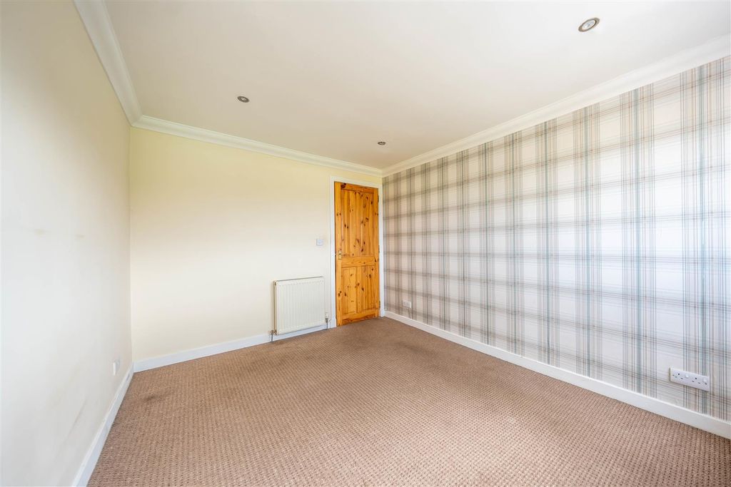 Additional image 8 of 2 bed flat for saleMain Street, Bridge Of Earn, Perth PH2