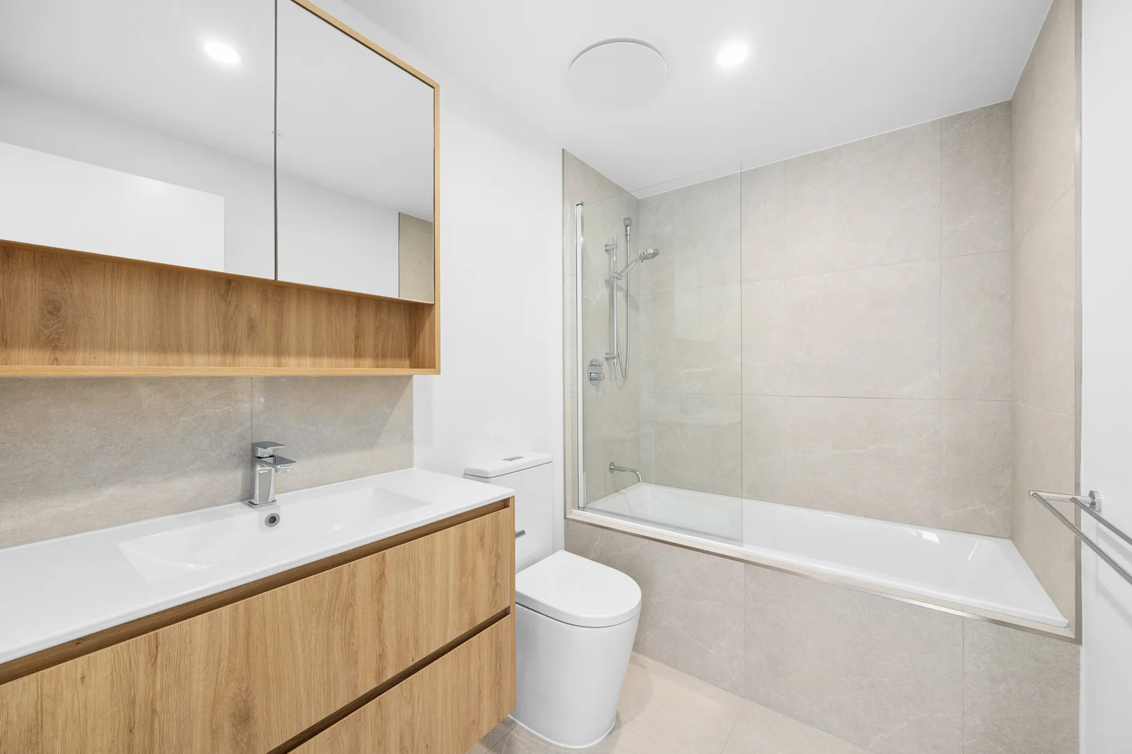 Additional image 8 of 702/11 Waterside Retreat, Birtinya QLD 4575
