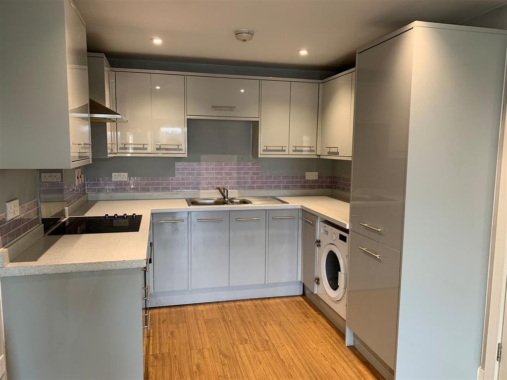Additional image 2 of 1 bed flat for saleParagon Place, Bridgwater TA6