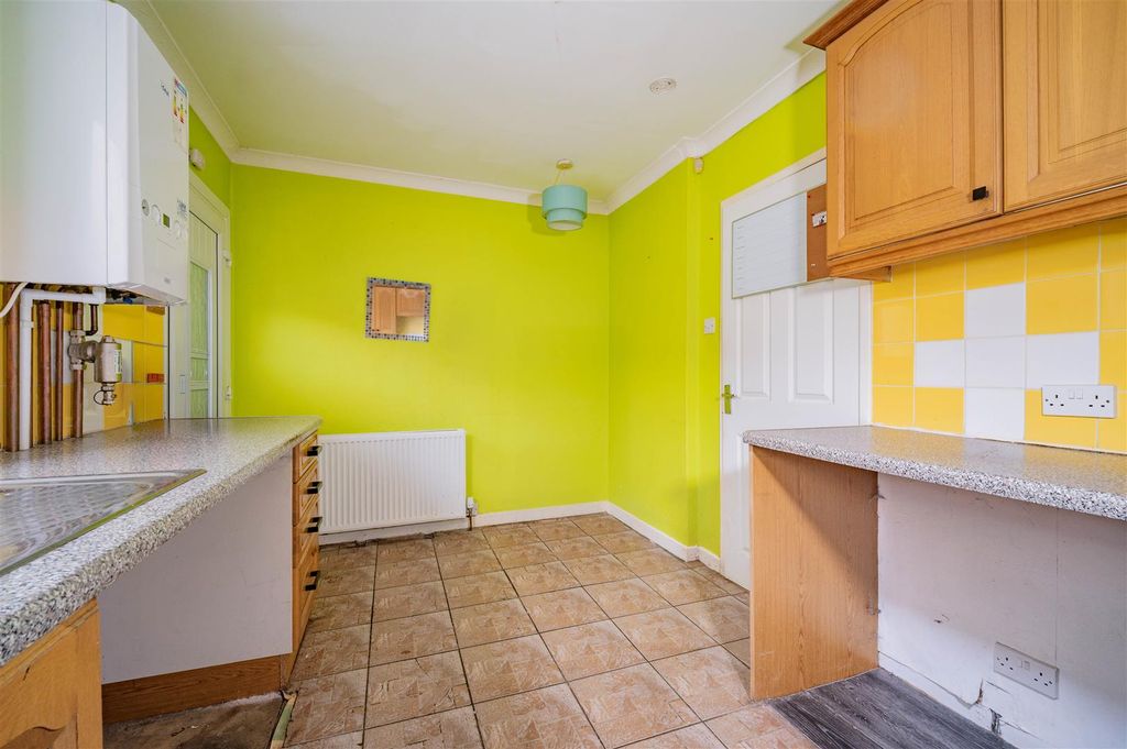 Additional image 5 of 2 bed terraced house for saleFinlaggan Crescent, Dundee DD4