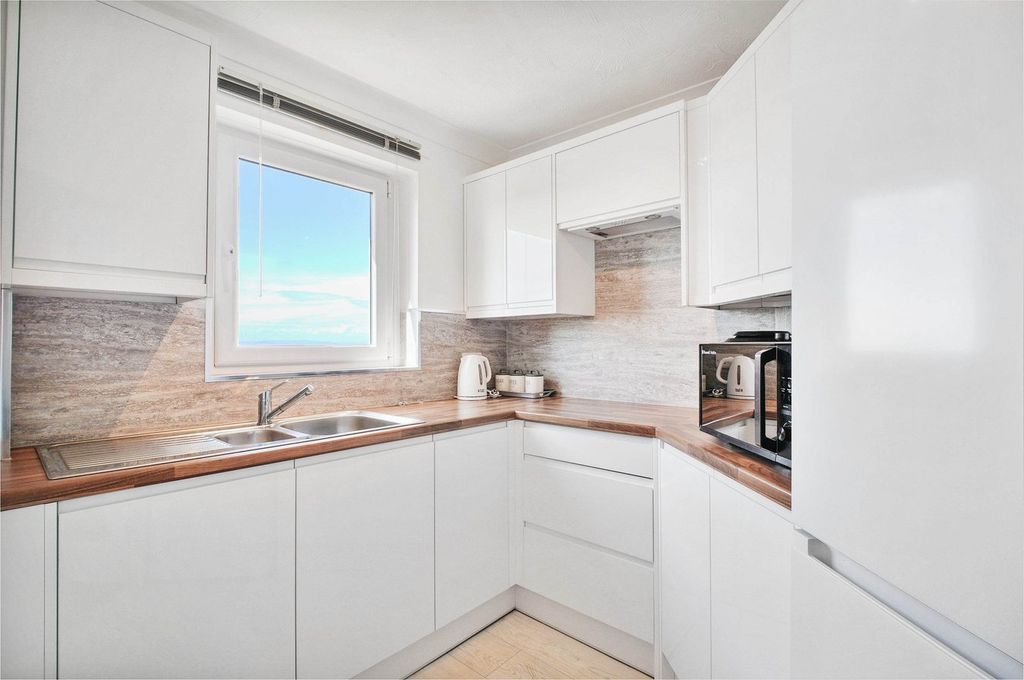 Additional image 4 of 1 bed property for saleGrangemuir Court, Prestwick KA9