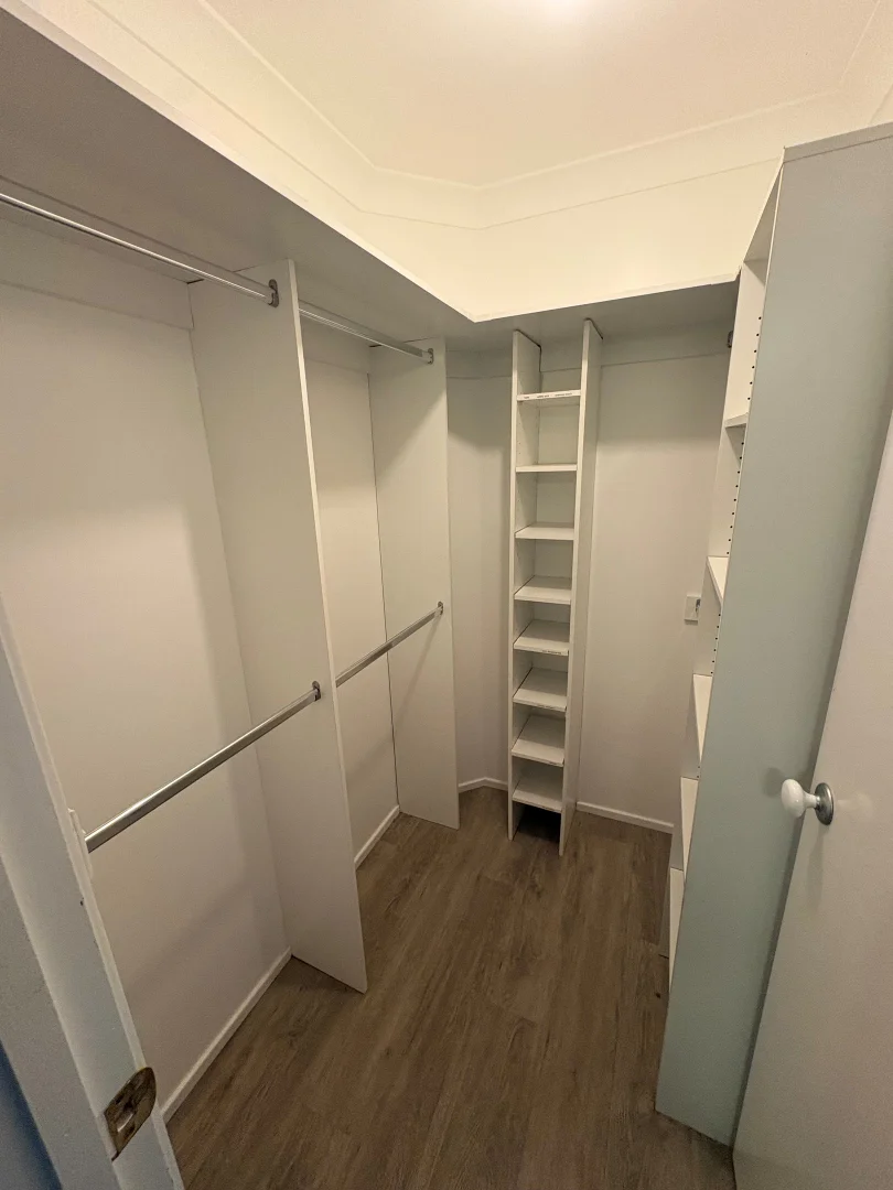 Additional image 8 of 2 O'Shea Close, Edensor Park NSW 2176
