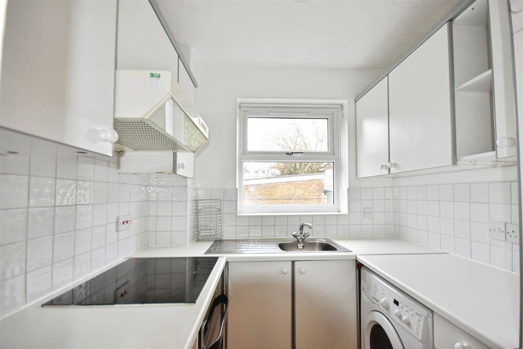 Additional image 4 of 1 bed terraced house for saleManor Vale, Brentford TW8