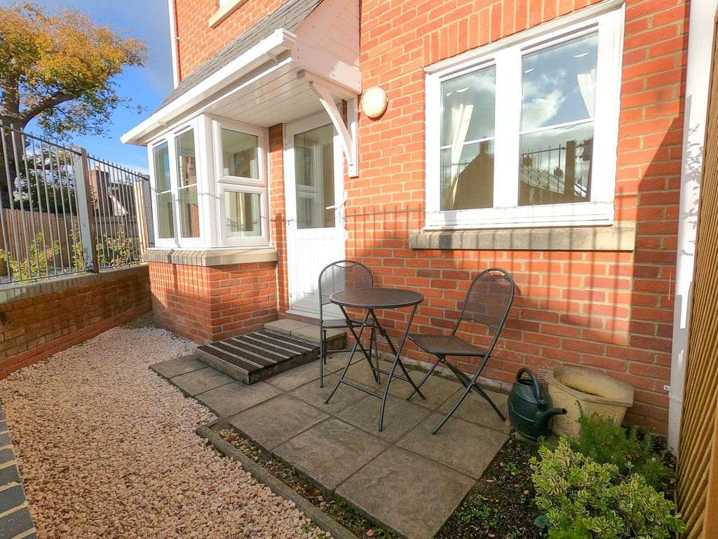Additional image 10 of 2 bed flat for saleBrookley Road, Brockenhurst SO42