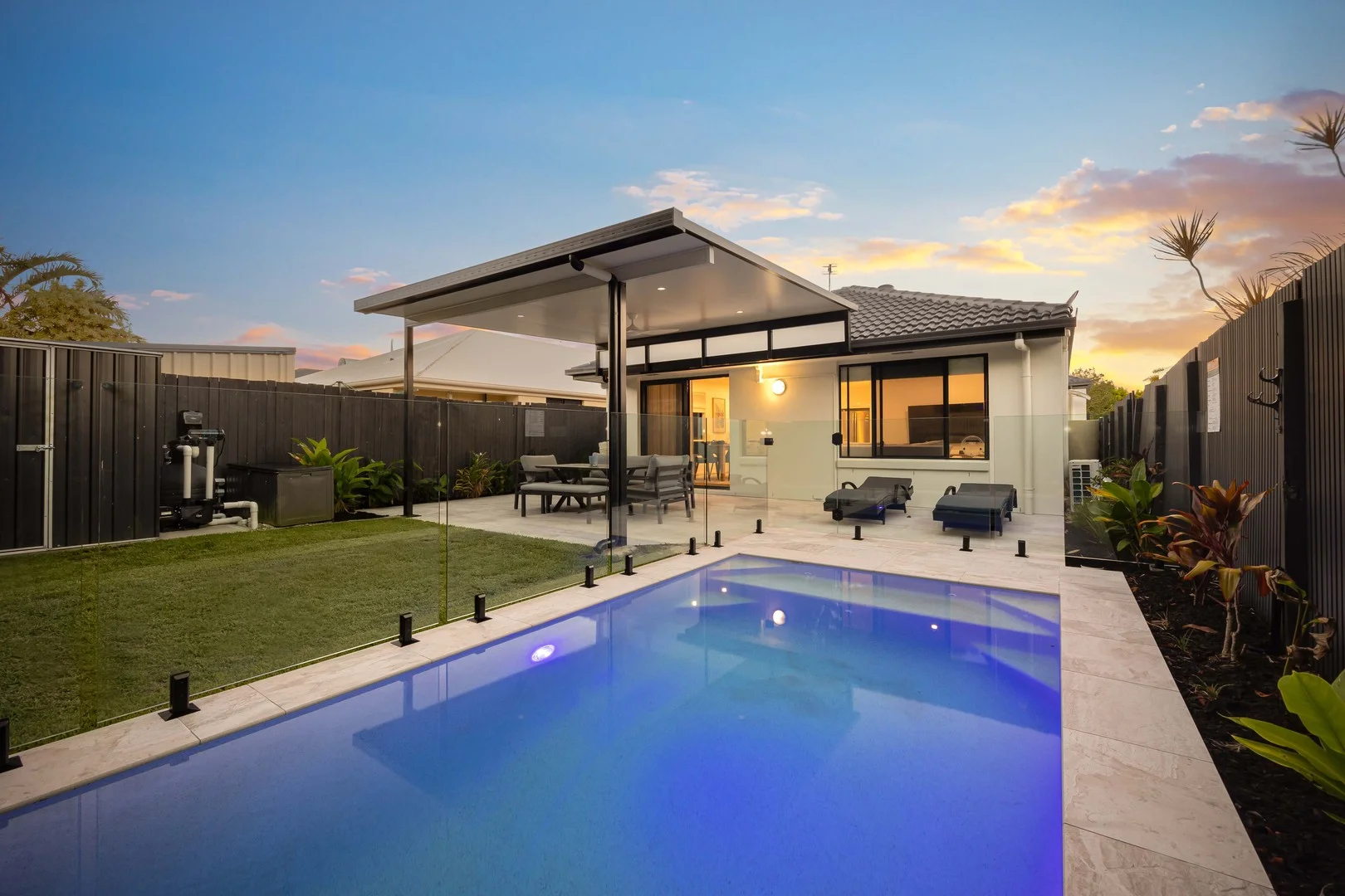 19 Maldives Place, Parrearra QLD 4575