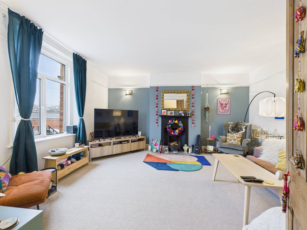 Additional image 3 of 2 bed flat for saleDurleigh Road, Bridgwater TA6