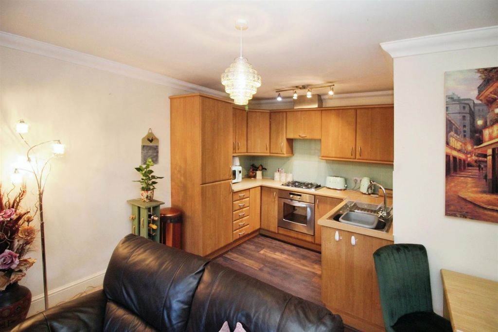 Additional image 6 of 2 bed flat for saleThe Strone, Apperley Bridge, Bradford BD10