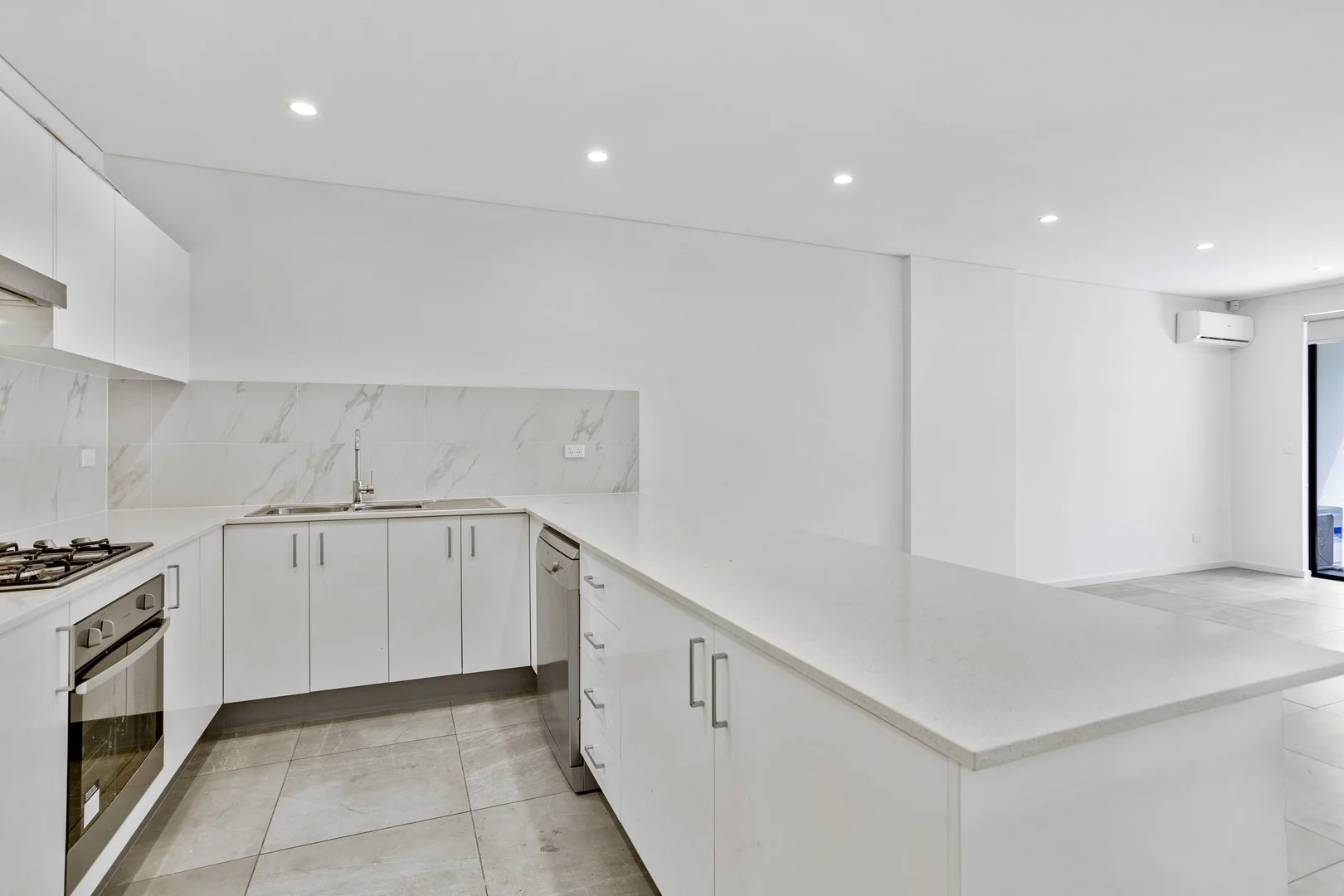 155/9 Nirimba Drive, Quakers Hill NSW 2763