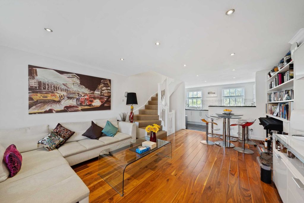 Additional image 3 of 3 bed terraced house for saleThe Butts, Brentford TW8