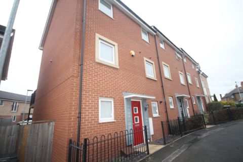 Onyx Crescent, Thurmaston, Leicester LE4
