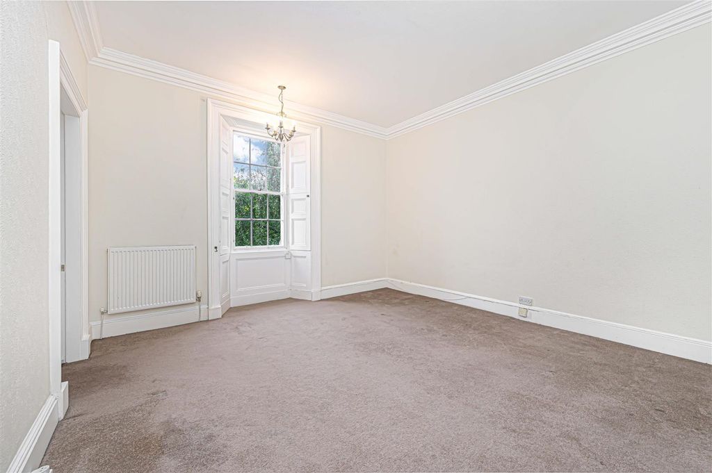 Additional image 11 of 2 bed flat for sale3 Inzievar House, Dunfermline KY12
