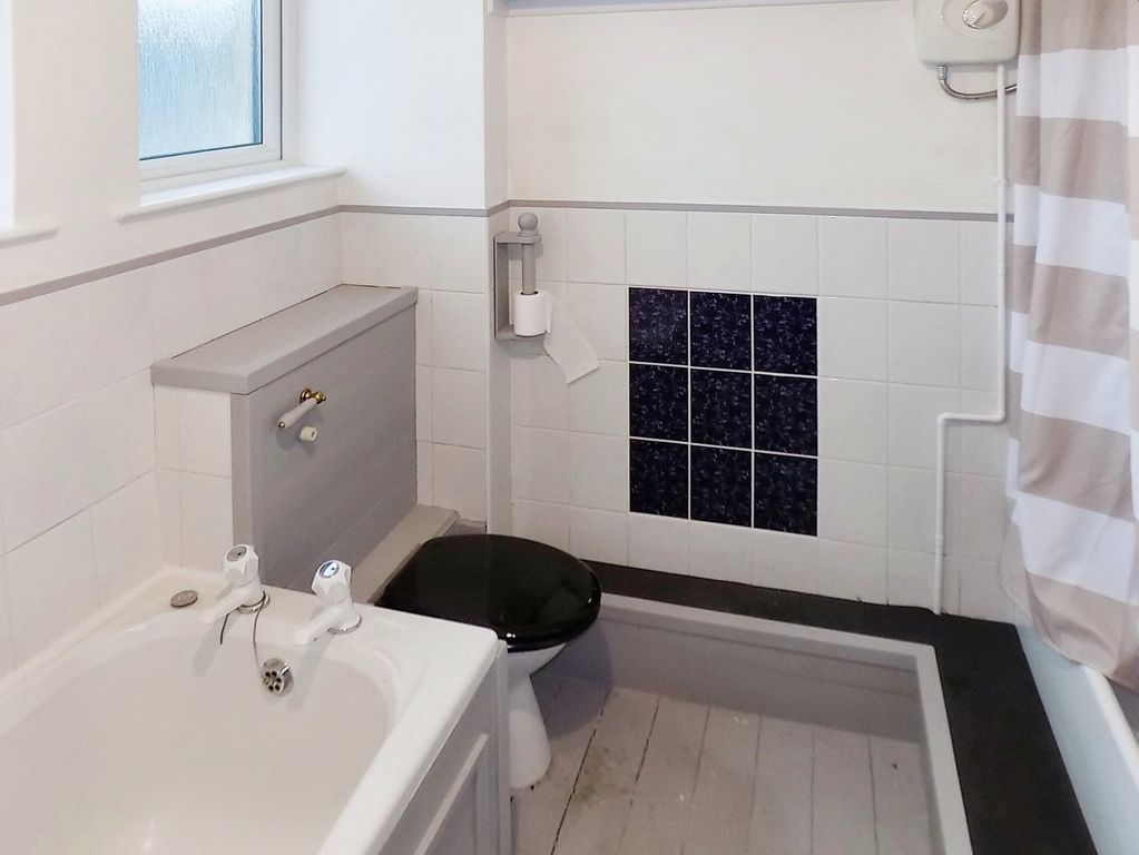 Additional image 7 of 2 bed flat for saleElm Crescent, Bridgend CF31