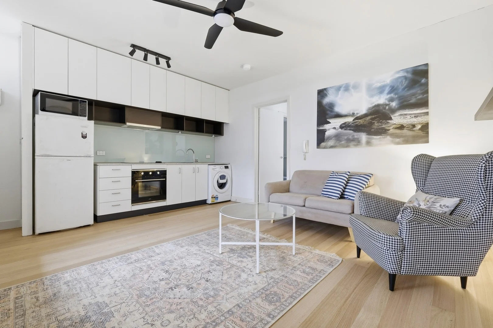 Additional image 2 of 4/14 Austin Avenue, Elwood VIC 3184