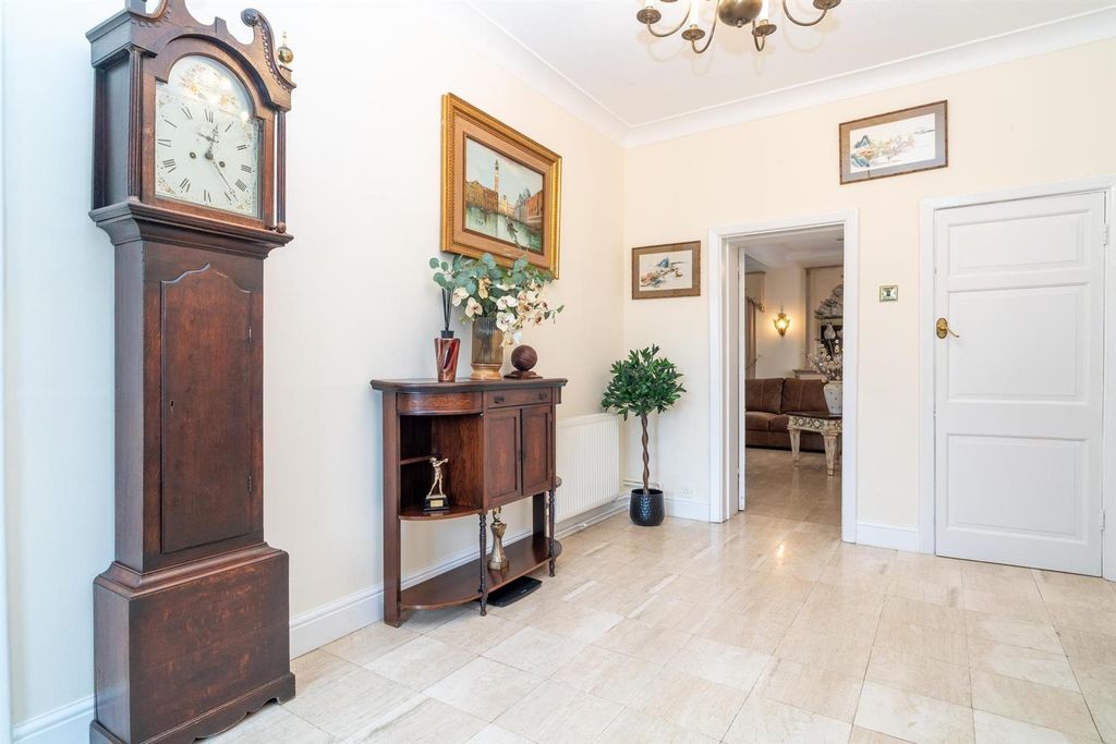 Additional image 8 of 6 bed detached house for saleAllum Lane, Elstree, Borehamwood WD6