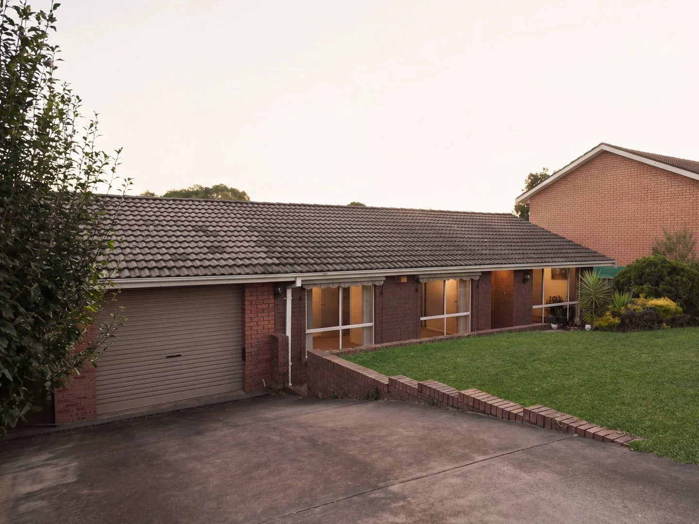 10 Casby Place, Ambarvale NSW 2560