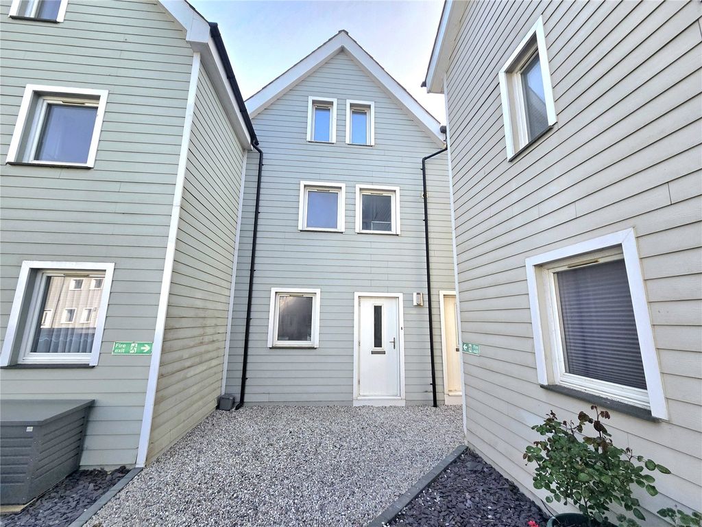 3 bed maisonette for saleStrand Court, The Strand, Bude, Cornwall EX23